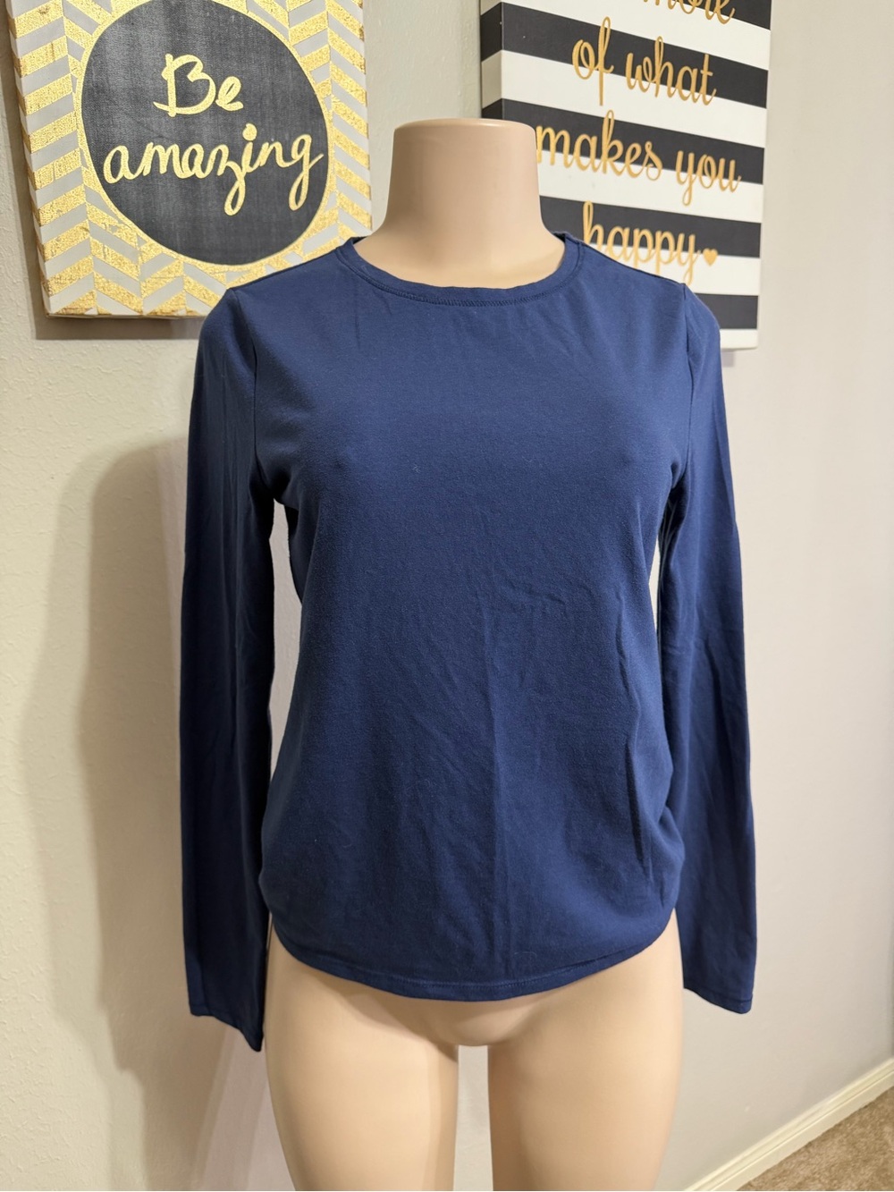 No Boundaries Navy Long Sleeve Crewneck Top